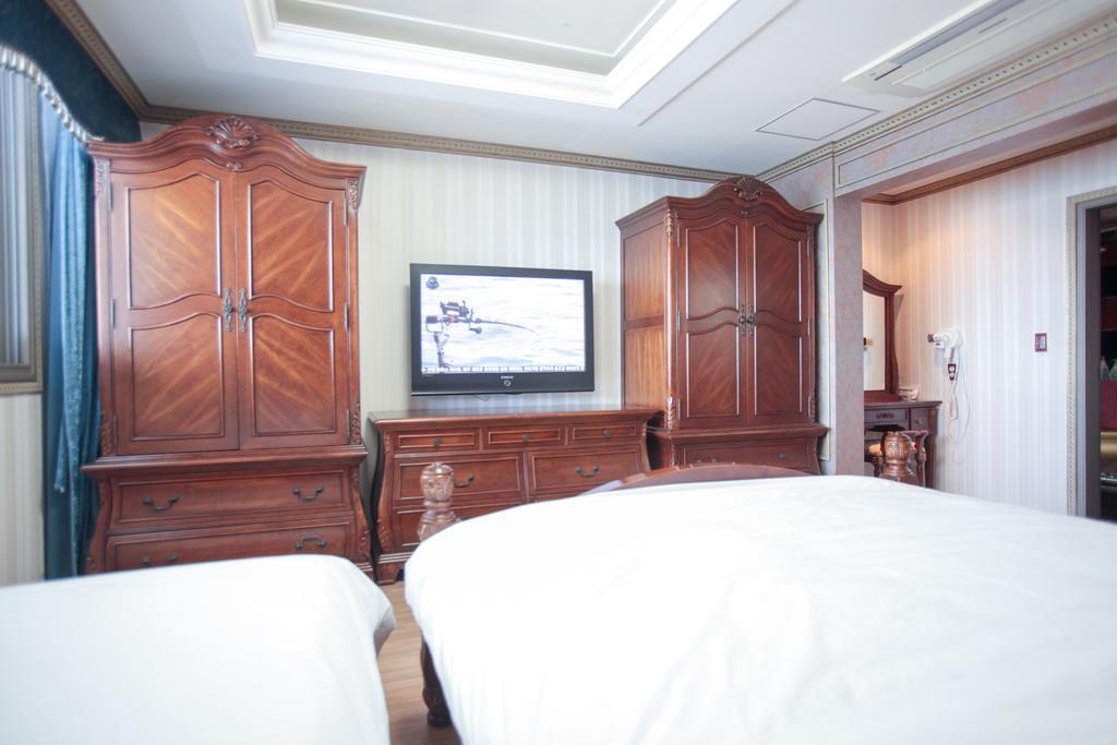 Tongyeong Bay Condo Hotel Kültér fotó